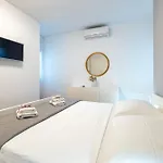 Karmen * Kaštel Stari