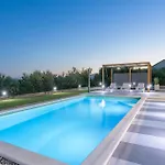 Karmen Villa Kastel Stari