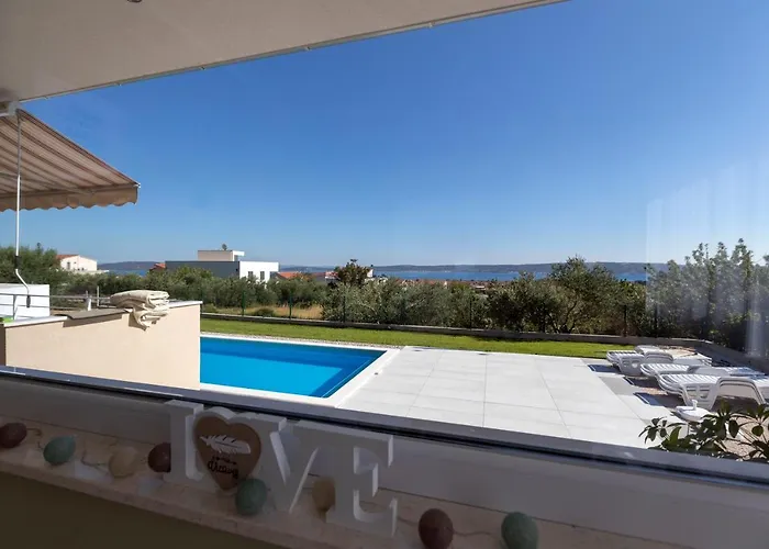 Villa Karmen